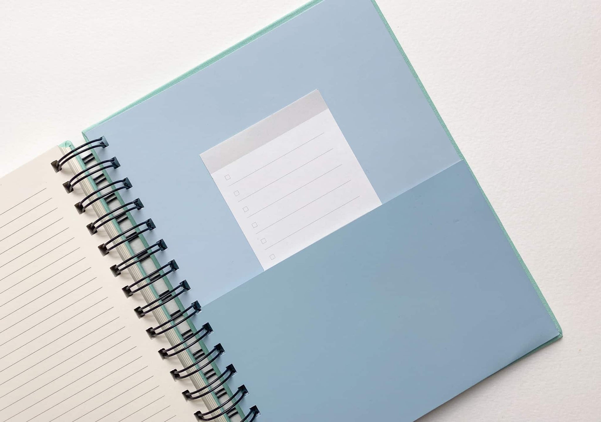 mint-green-planner-pocket